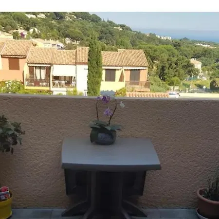 Hameau Du Soleil Apartment